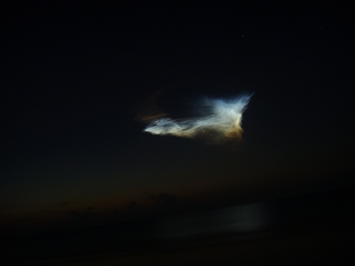 Phoenix_mars_launch_cloud